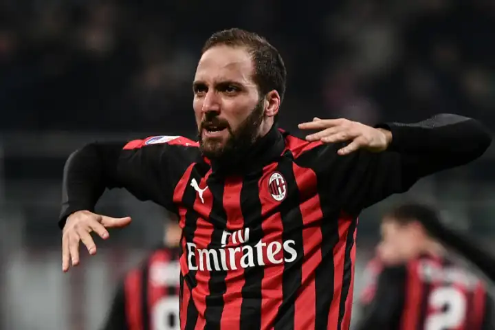 AC Milan Director Slams Reported Chelsea Transfer Target Gonzalo Higuain |  Bleacher Report | Latest News, Videos and Highlights