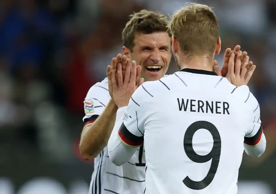 German Team – The Missing Number 9