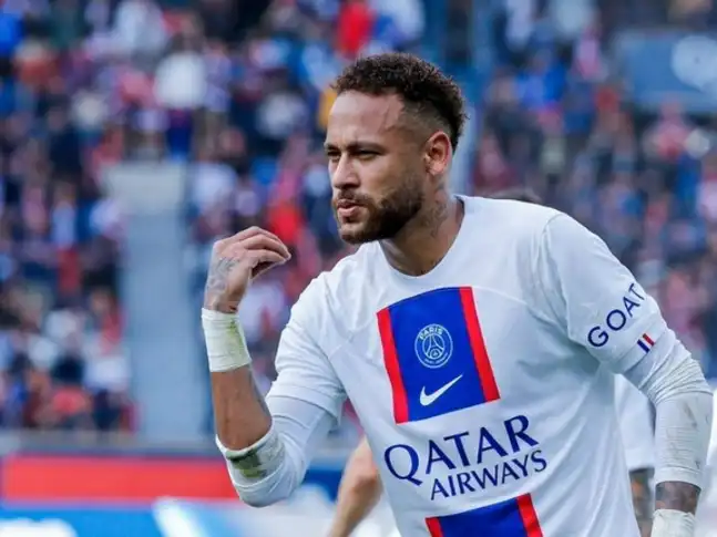Neymar hails Raphael Varane and Virgil van Dijk but rates Kyle Walker higher