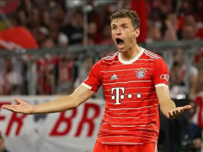 Bayern Munich star is a victim of burglary during the win over Barcelona