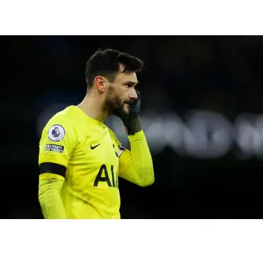 Tottenham set to be without injured Lloris - reports