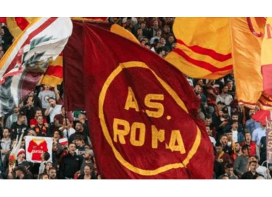 The Red Storm of Italian football, known as the “Red Wolves”: Rome
