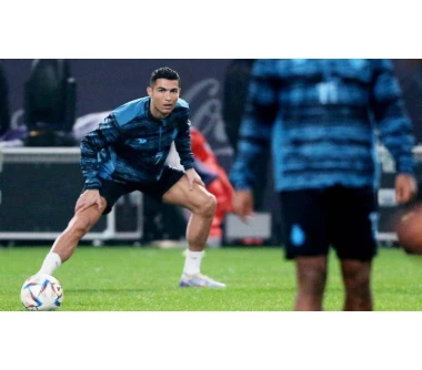 Ronaldo hilft, die Hoffnungen von Al-Nassr im saudis chen Titel rennen wieder zu beleben