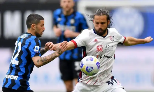 Cagliari score stoppage-time winner to snatch promotion from Bari