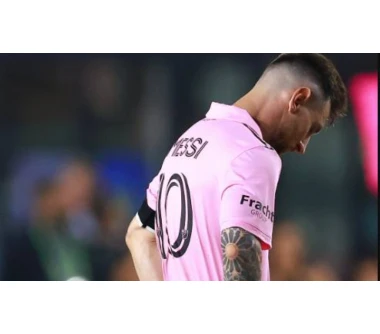 萊昂內爾·梅西提前離開國際米蘭對陣多倫多足球俱樂部的比賽,僅僅37分鐘後就下場了